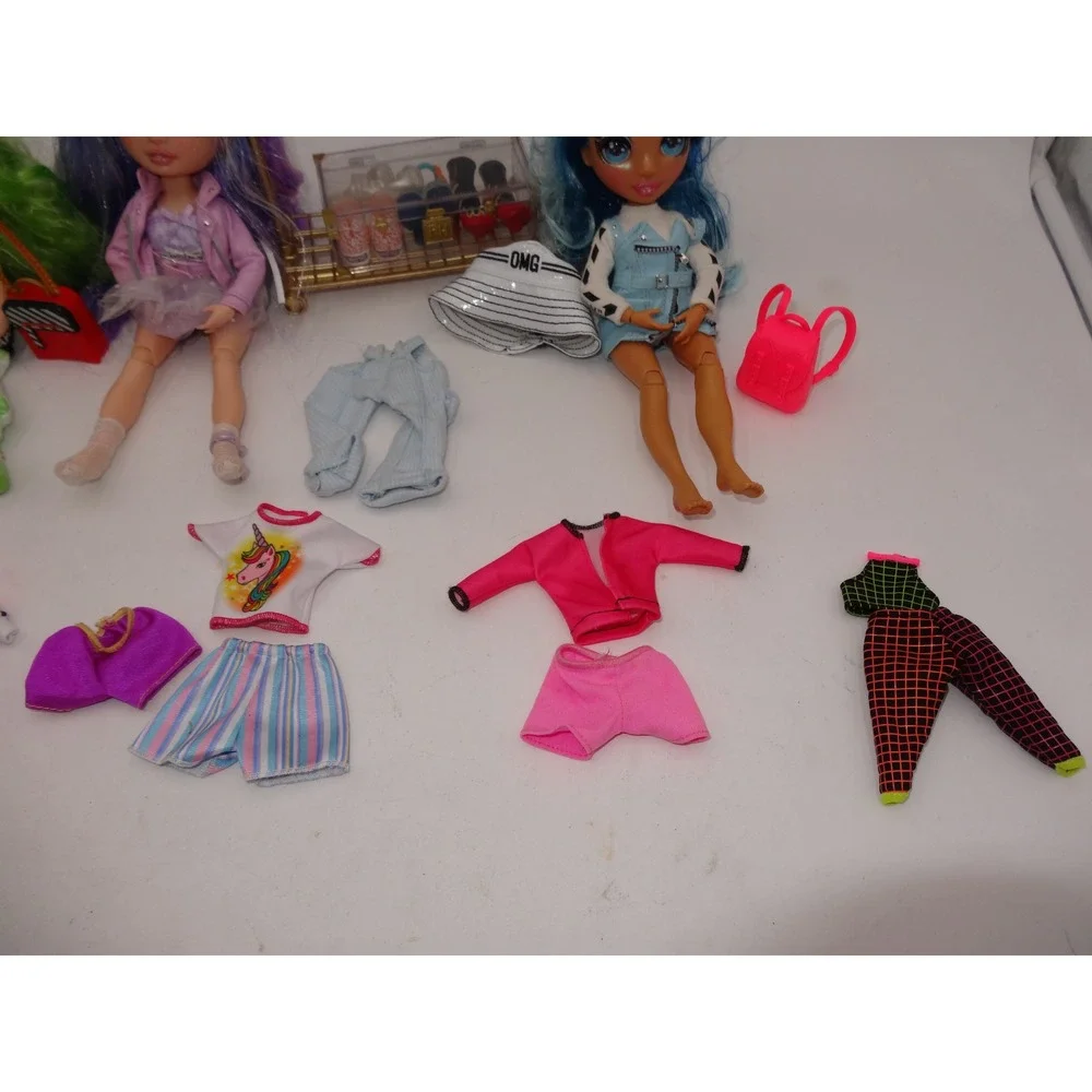 Rainbow High Dolls Violet Willow Jade‎ Closet Hanger Clothes Shoes Accessories